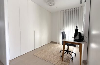 Resale - Apartment / flat - Pilar de la Horadada - Costa Blanca