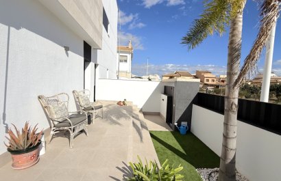 Resale - Apartment / flat - Pilar de la Horadada - Costa Blanca