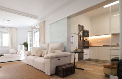 Resale - Villa - Orihuela Costa - Villamartín