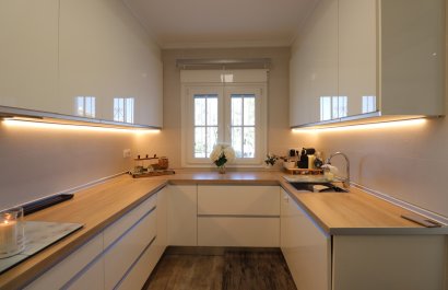 Resale - Villa - Orihuela Costa - Villamartín