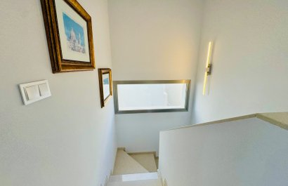 Resale - Villa - Orihuela Costa - Villamartín