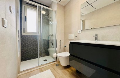 Resale - Villa - Orihuela Costa - Villamartín