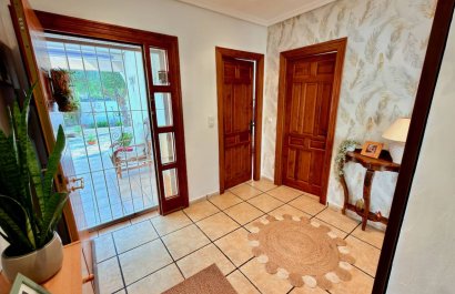 Herverkoop - Villa - Hondón de los Fráiles