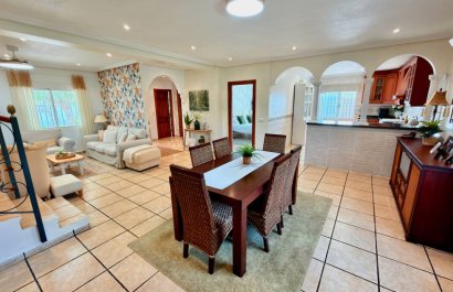 Herverkoop - Villa - Hondón de los Fráiles