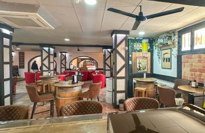 Resale - Commercial - Torrevieia - Nueva Torrevieja