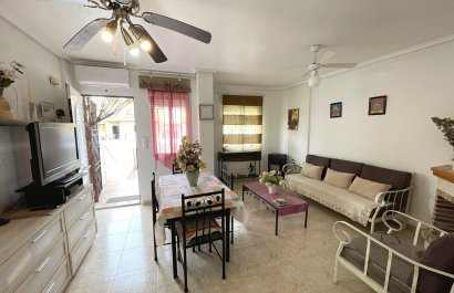 Resale - Townhouse / Duplex / Corner - Ciudad Quesada - Lo Marabú