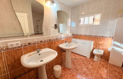 Herverkoop - Townhouse / Duplex / Corner - Crevillente