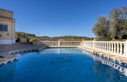 Resale - Country House - La Zarza