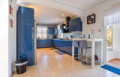 Resale - Country House - La Zarza