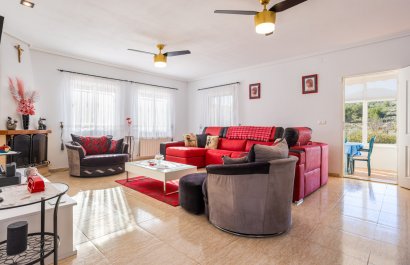 Resale - Country House - La Zarza