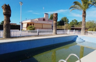 Resale - Villa - Sax