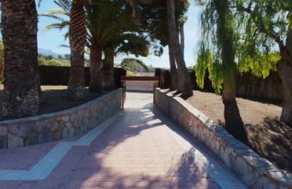 Resale - Villa - Sax