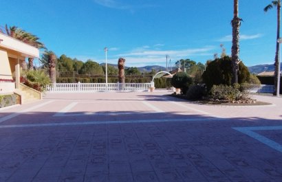 Resale - Villa - Sax