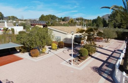 Resale - Villa - Sax