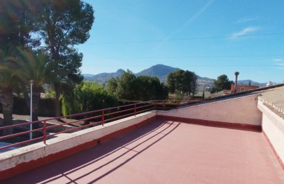 Resale - Villa - Sax