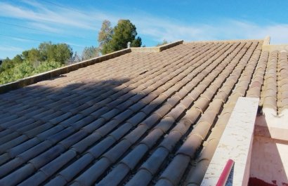 Resale - Villa - Sax