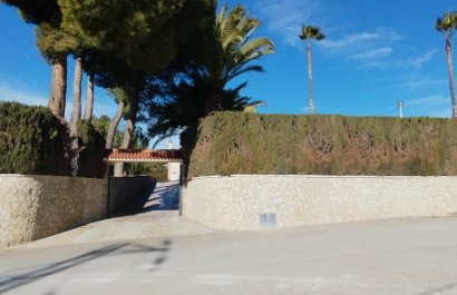 Resale - Villa - Sax