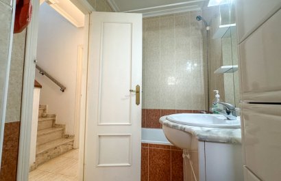 Resale - Townhouse / Duplex / Corner - Torrevieia - Nueva Torrevieja