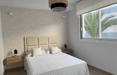 Resale - Apartment / flat - Torrevieia - Playa Los Locos