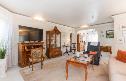 Resale - Villa - Los Alcázares