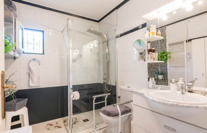 Resale - Villa - Los Alcázares