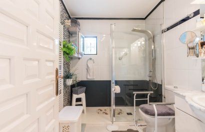 Resale - Villa - Los Alcázares