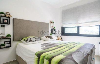 Resale - Townhouse / Duplex / Corner - Pilar de la Horadada - Lo Romero Golf