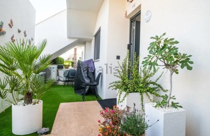 Resale - Townhouse / Duplex / Corner - Pilar de la Horadada - Lo Romero Golf