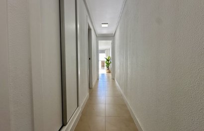 Resale - Apartment / flat - Torrevieia - Torrevieja