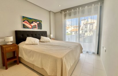 Resale - Apartment / flat - Orihuela Costa - Villamartín