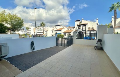 Resale - Apartment / flat - Orihuela Costa - Villamartín