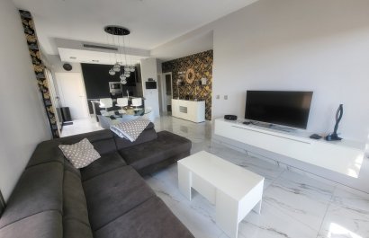 Reventa - Villa - Villamartín