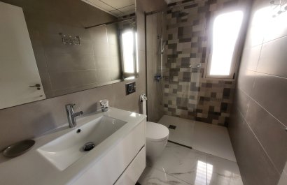 Reventa - Villa - Villamartín