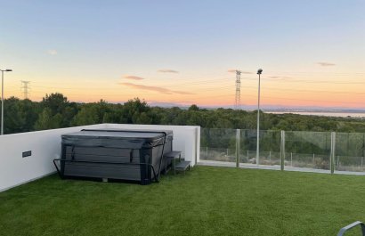 Reventa - Villa - Villamartín