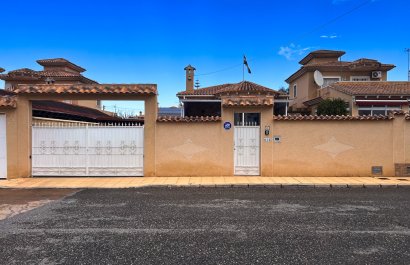 Resale - Townhouse / Duplex / Corner - Torrevieia - Torrevieja