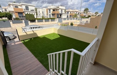Herverkoop - Townhouse / Duplex / Corner - Orihuela Costa - Cabo Roig