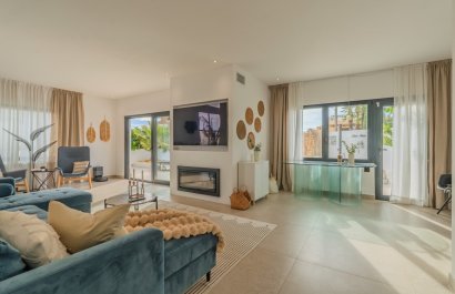 Resale - Villa - Alicante - Cabo de las Huertas