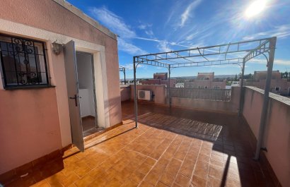 Resale - Townhouse / Duplex / Corner - Los Montesinos - La Herrada