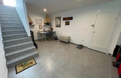 Resale - Townhouse / Duplex / Corner - Dolores - Alicante