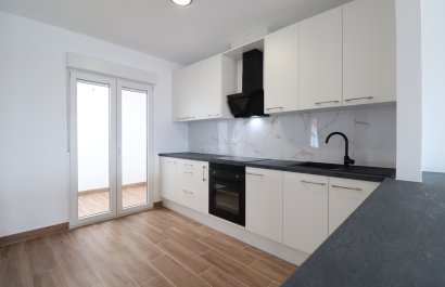 Resale - Townhouse / Duplex / Corner - Ciudad Quesada - Altos de Quesada