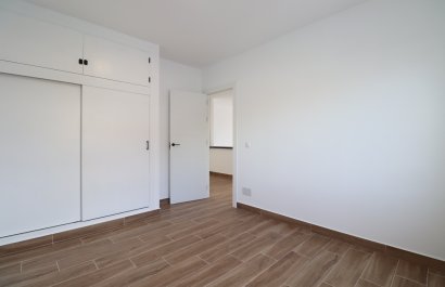 Resale - Townhouse / Duplex / Corner - Ciudad Quesada - Altos de Quesada