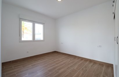 Resale - Townhouse / Duplex / Corner - Ciudad Quesada - Altos de Quesada