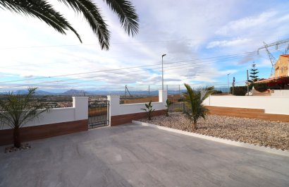 Resale - Townhouse / Duplex / Corner - Ciudad Quesada - Altos de Quesada