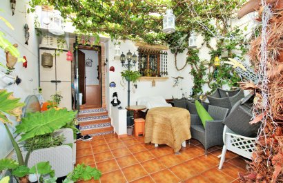 Resale - Townhouse / Duplex / Corner - Villamartín - PAU 8
