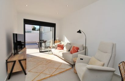 Reventa - Townhouse / Duplex - Pilar de la Horadada