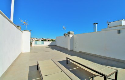 Reventa - Townhouse / Duplex - Pilar de la Horadada