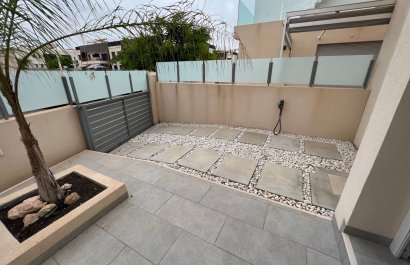 Resale - Villa - Mil Palmeras - Costa Blanca