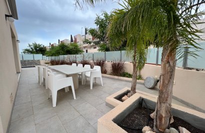 Resale - Villa - Mil Palmeras - Costa Blanca