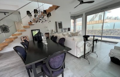 Resale - Villa - Mil Palmeras - Costa Blanca