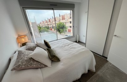 Resale - Villa - Mil Palmeras - Costa Blanca